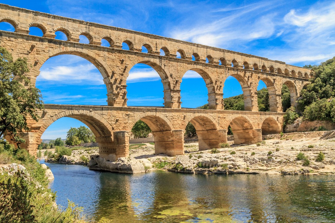 Busreis Uzès in de Provence - Oad busreizen