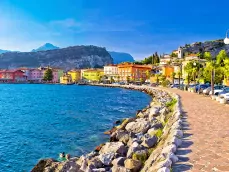 torbole aan het gardameer in italie