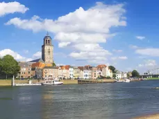 Nederland kade van Deventer 