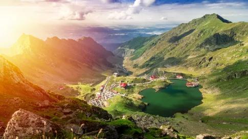 Vlieg-rondreis Buitengewoon Roemenië.