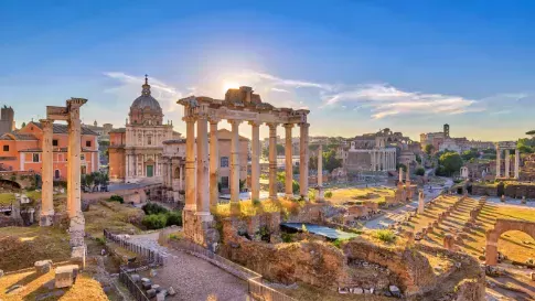 Italië, Rome, Roman Forum met zonsopgang