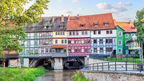 Duitsland Thüringen Erfurt Brug Kramerbrucke typische huizen