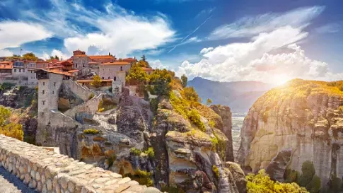 Meteora klooster op de rots bij Kalambaka in Griekenland (UNESCO)