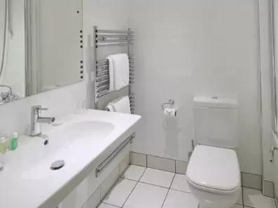 Badkamer van 1-persoonskamer