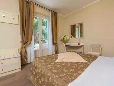 Italië - Marina di Pietrisanta - Hotel Villa Tiziana - Voorbeeldkamer