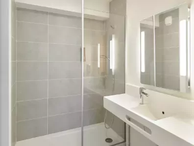 B&B Hotel Marne-la-Vallée Val d’Europe *** - badkamer