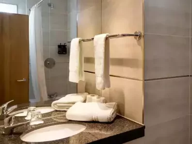 Londen - Hotel Royal National *** - badkamer