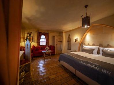 Europa-Park - Hotel Castillo Alcazar**** - 3-persoonskamer