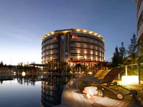 Hotel Abades Nevada Palace - Vooraanzicht