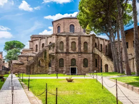 Italië - Ravenna - Basiliek San Vitale