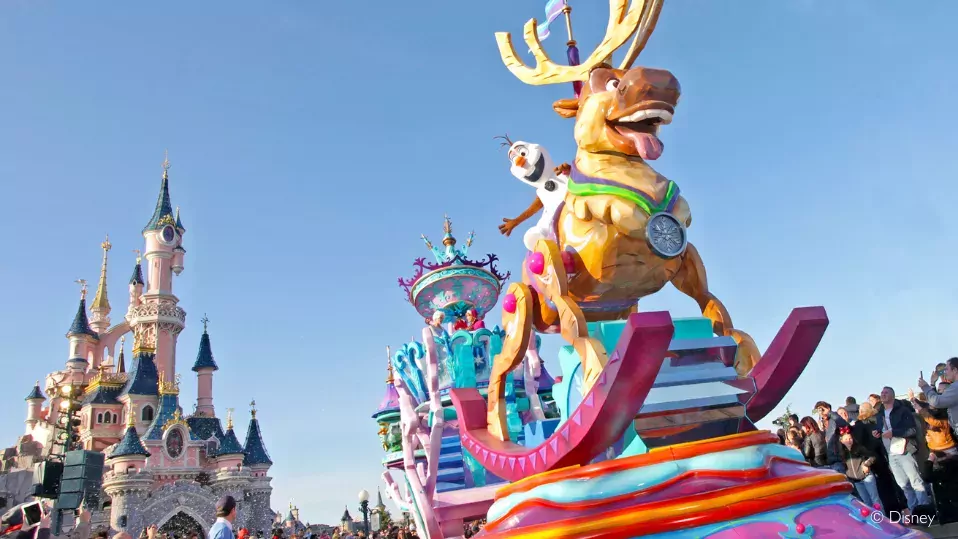 Frozen tijdens de parade van Disneyland Paris 2