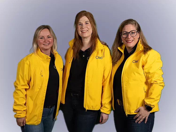 Marloes Marloes en Leonie met gele jas