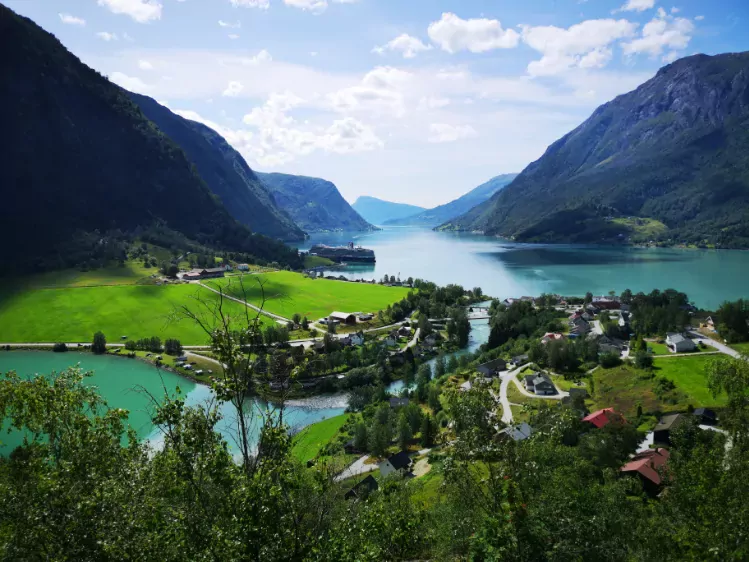 skjolden shutterstock_1915812289 (1).webp