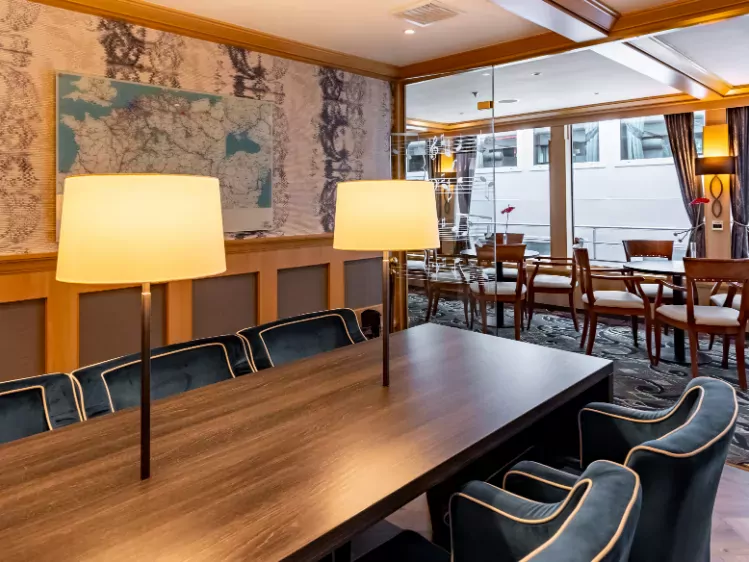 serenade_lounge (6).webp