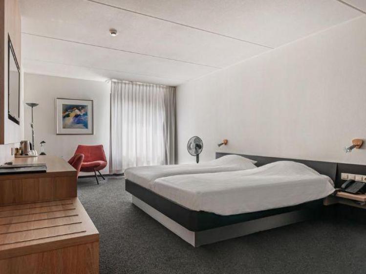 Lemmer - Sporthotel Iselmar - voorbeeld kamer