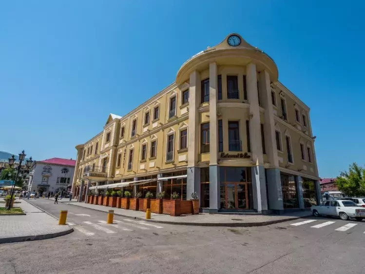 Hotel Lomsia Akhalisikhe vooraanzicht