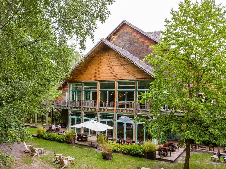 Parc Astérix - Les Trois Hiboux Hotel - aanzicht