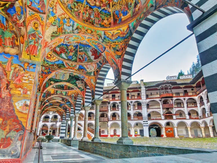 Grootste klooster van Balkan in Rila