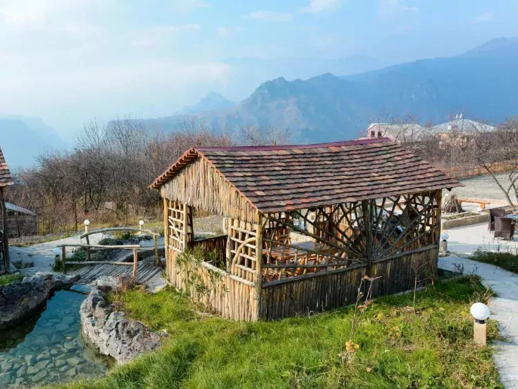 ACC - AM - HAG - Gayana Hotel - Tuin