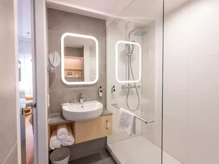 Voorbeeld badkamer Westcord Hotel 