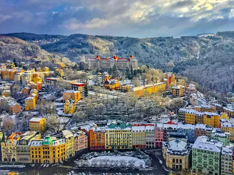 Sneeuw in Karlovy Vary