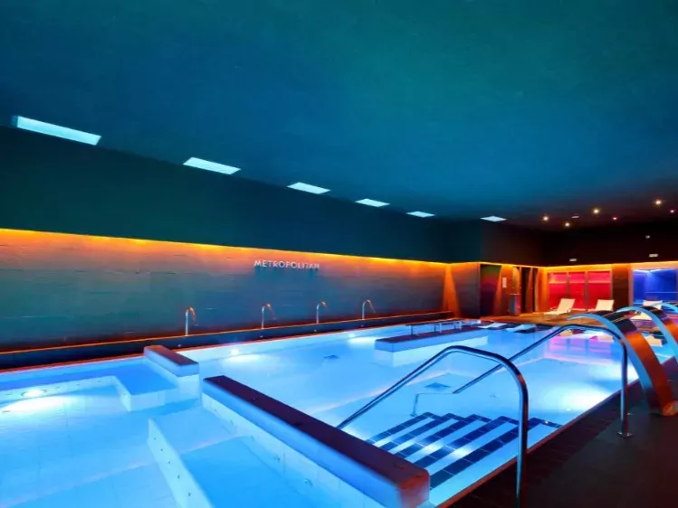 Hotel Occidental Bilbao - Binnenbad