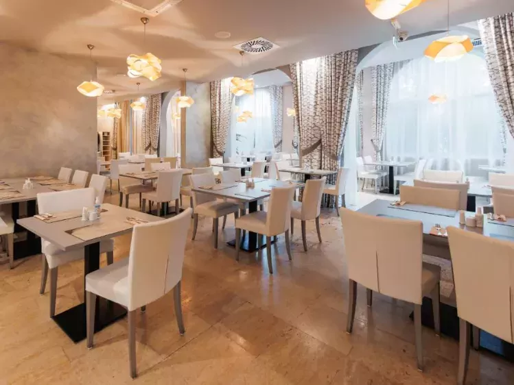 Hotel Palma Tivat restaurant