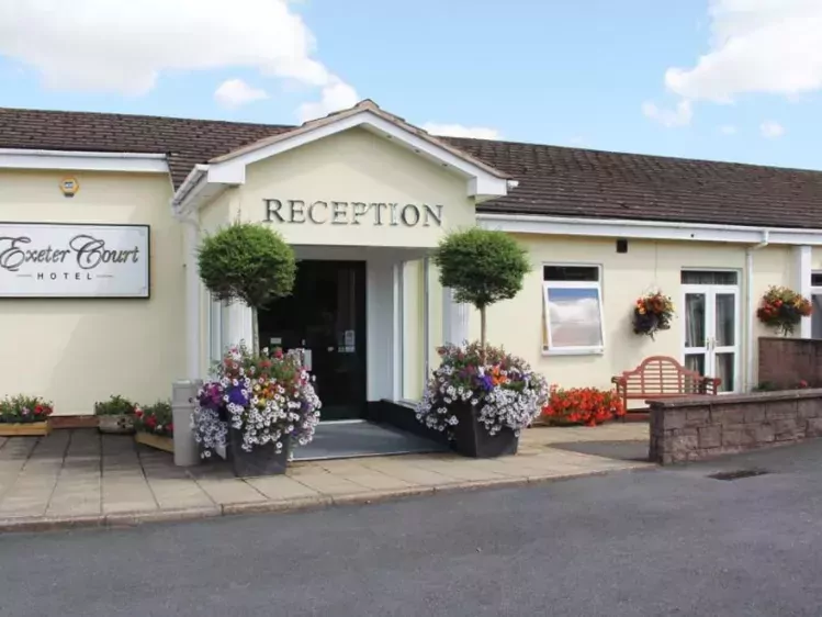 gb-exeterhotel-voorkant