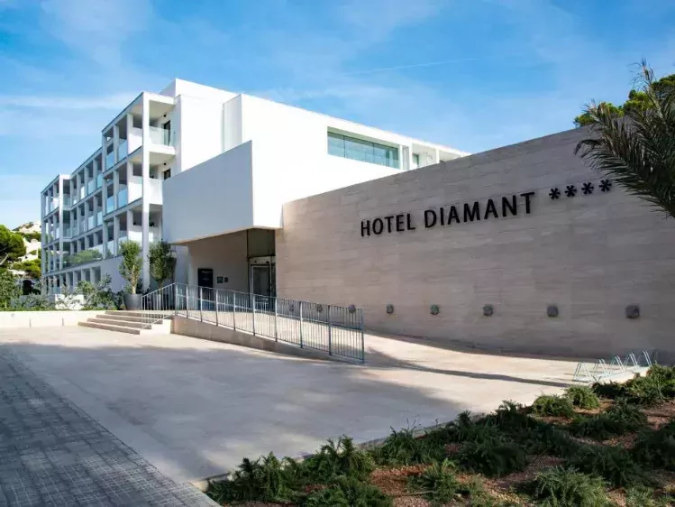 Aanzicht van Hotel Diamant