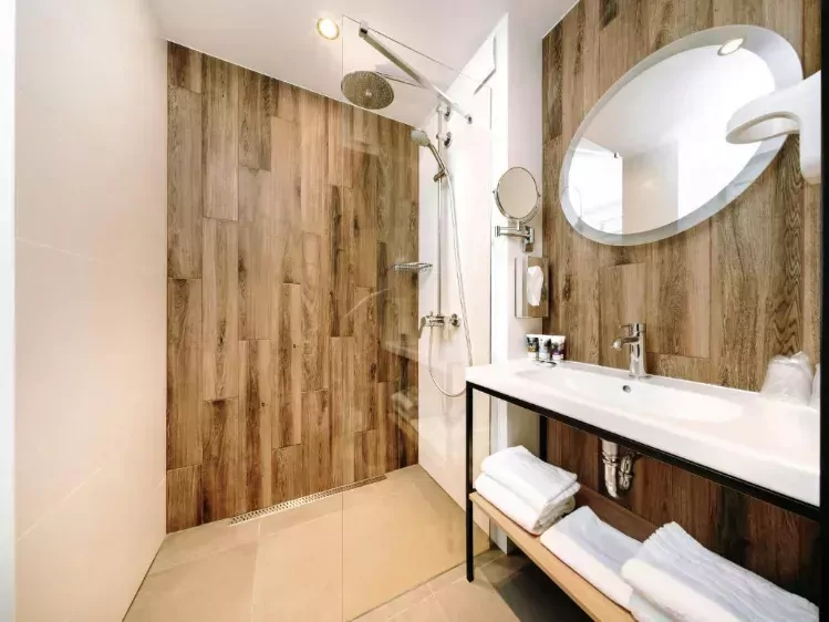 Hotel Mercure Toruń Centrum - Badkamer