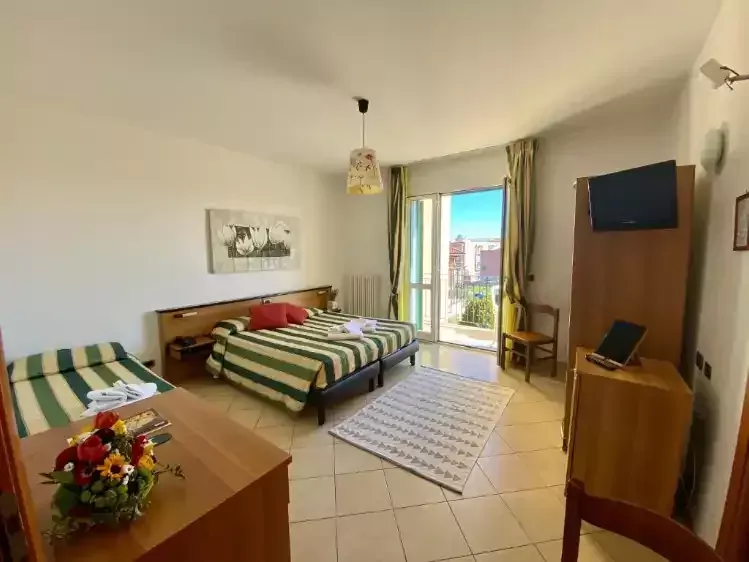 Italië - Pietra Ligure/ Borgio Verezzi - Hotel Villa Ada - voorbeeldkamer