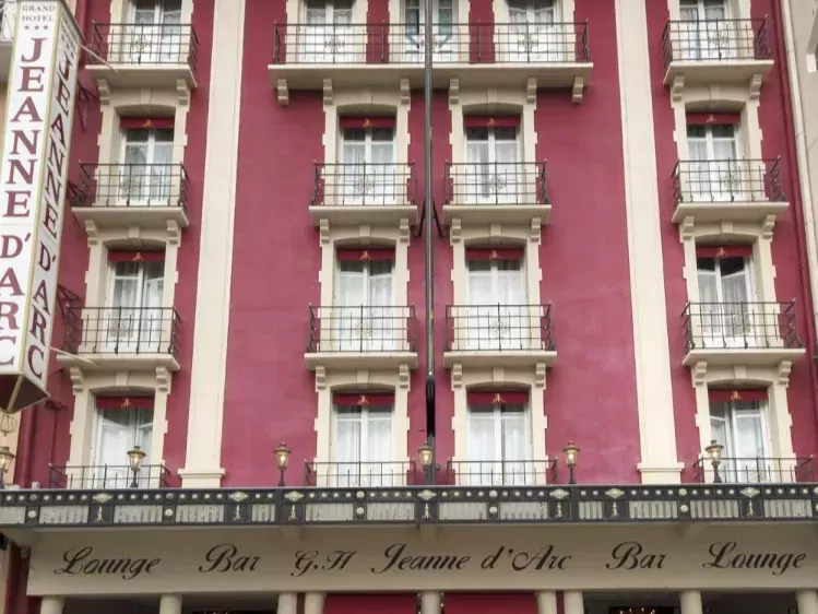 Jeanne d'Arc - Vooraanzicht