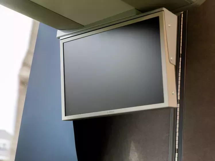 Scherm in de Excellent bus van Oad