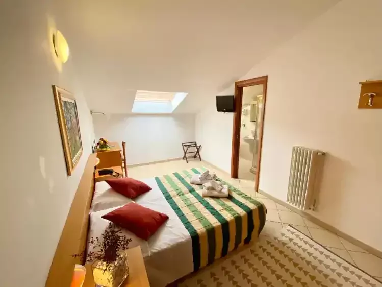 Italië - Pietra Ligure/ Borgio Verezzi - Hotel Villa Ada - voorbeeldkamer