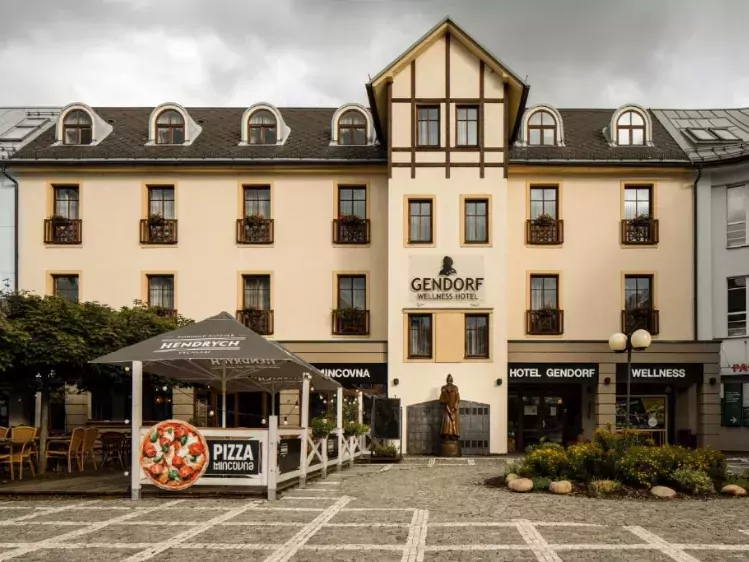 Hotel Vrchlabi Gendorf vooraanzicht