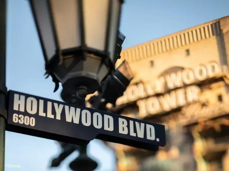 Disneyland Paris - The Twilight Zone Tower of Terror - hollywood blvd