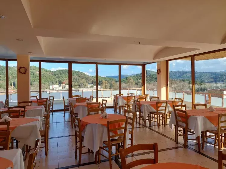 Restaurant van Hotel Neda in Olympia 2