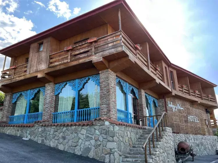 Hillside resort Telavi vooraanzicht