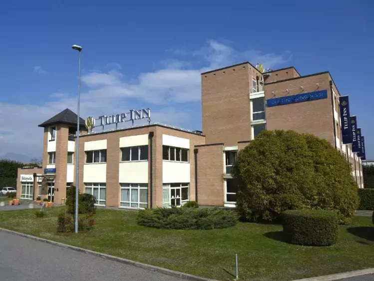 Vooraanzicht Hotel Tulip Inn Turin West