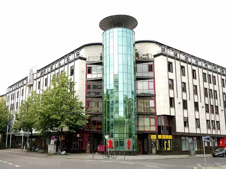 Vooraanzicht van het Dorint Hotel in Leipzig