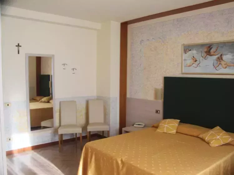 Italië - Gardameer - San Zeno di Montagna - Albergo Sole