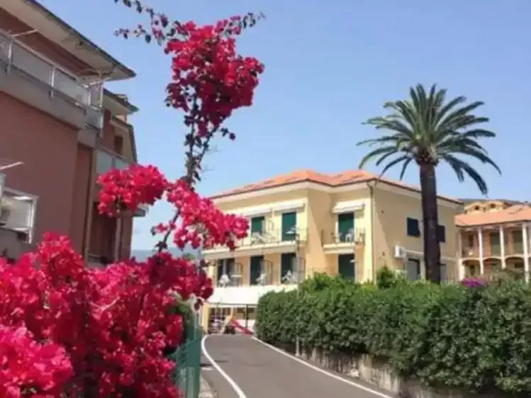 Italië - Pietra Ligure/ Borgio Verezzi - Hotel Villa Ada