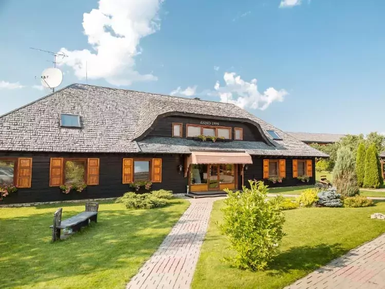 Hotel Viesnica Aparjods Sigulda vooraanzicht