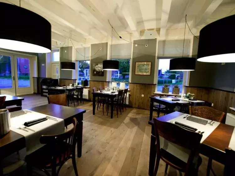 Restaurant Hotel in 't Holt 1654