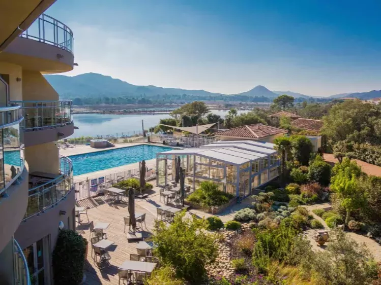 Hôtel Costa Salina - Vooraanzicht