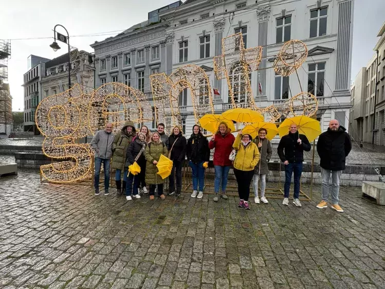 Gele Oad paraplu's rondleiding door Gent - Oad jubileumreis
