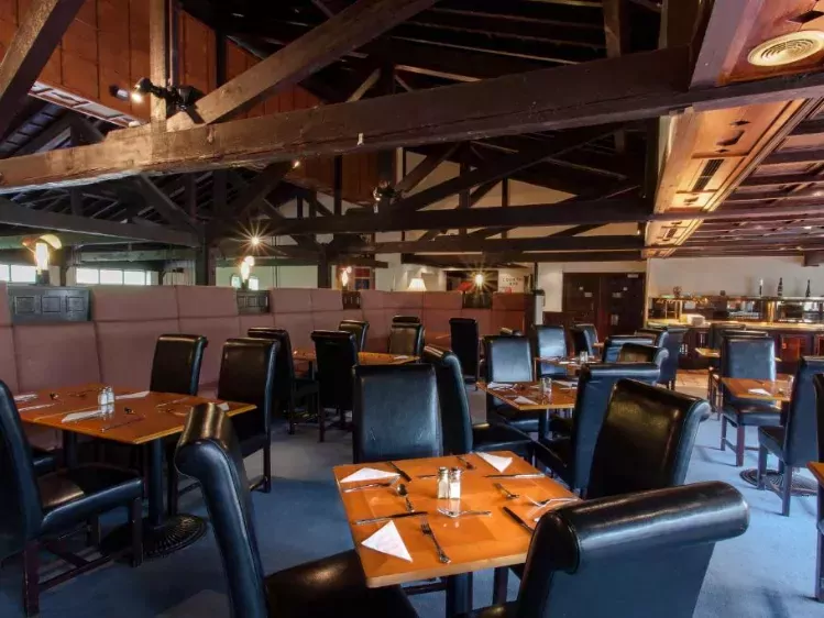 Europa Gatwick Hotel restaurant