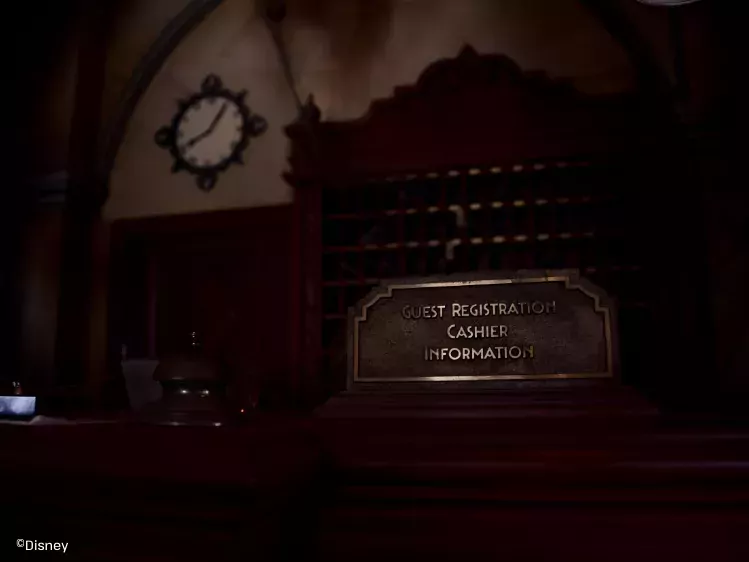 Disneyland Paris - The Twilight Zone Tower of Terror informatie balie