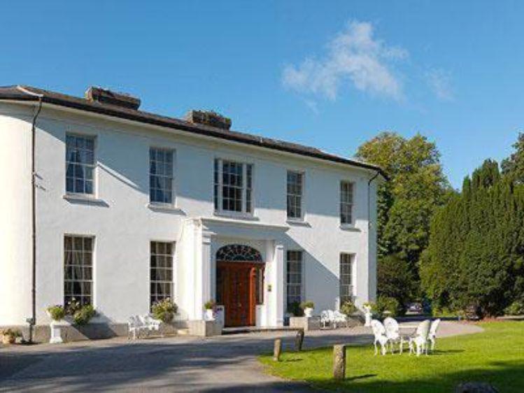 IE-CORK-SPRINGFORT-VOORKANT