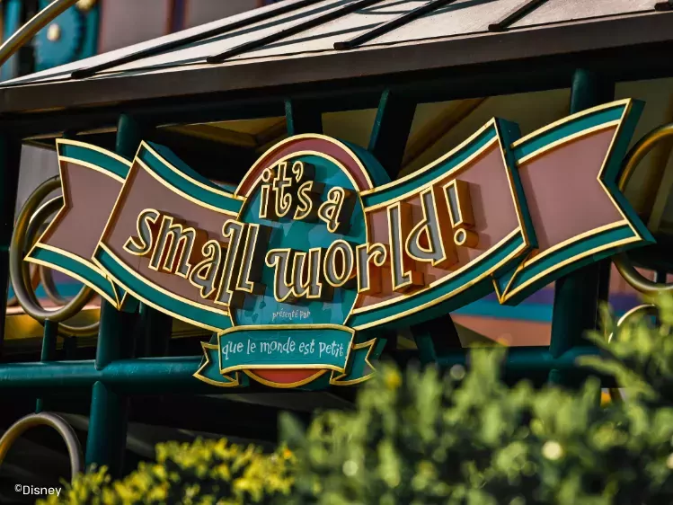 Disneyland Paris - It's a small world - ingang